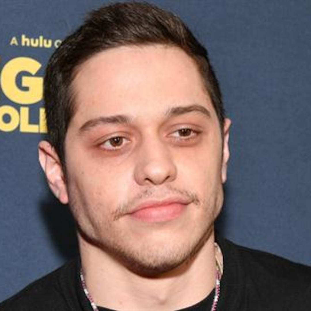 Pete Davidson Doesn't Get The Interest In His Love Life(02)